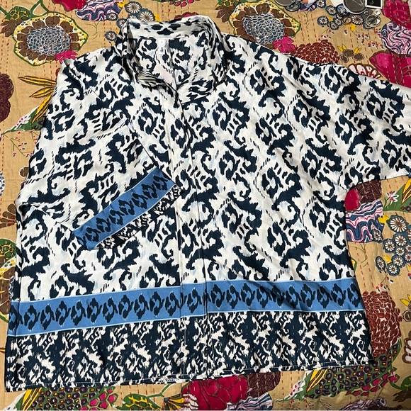 New Glam casual fun top in beautiful jewel tone blues.  Bohemian Glamour Chic - Picture 7 of 8